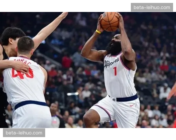 开拓者41胜40负反超快船升至第八，附加赛握有两条命主动权